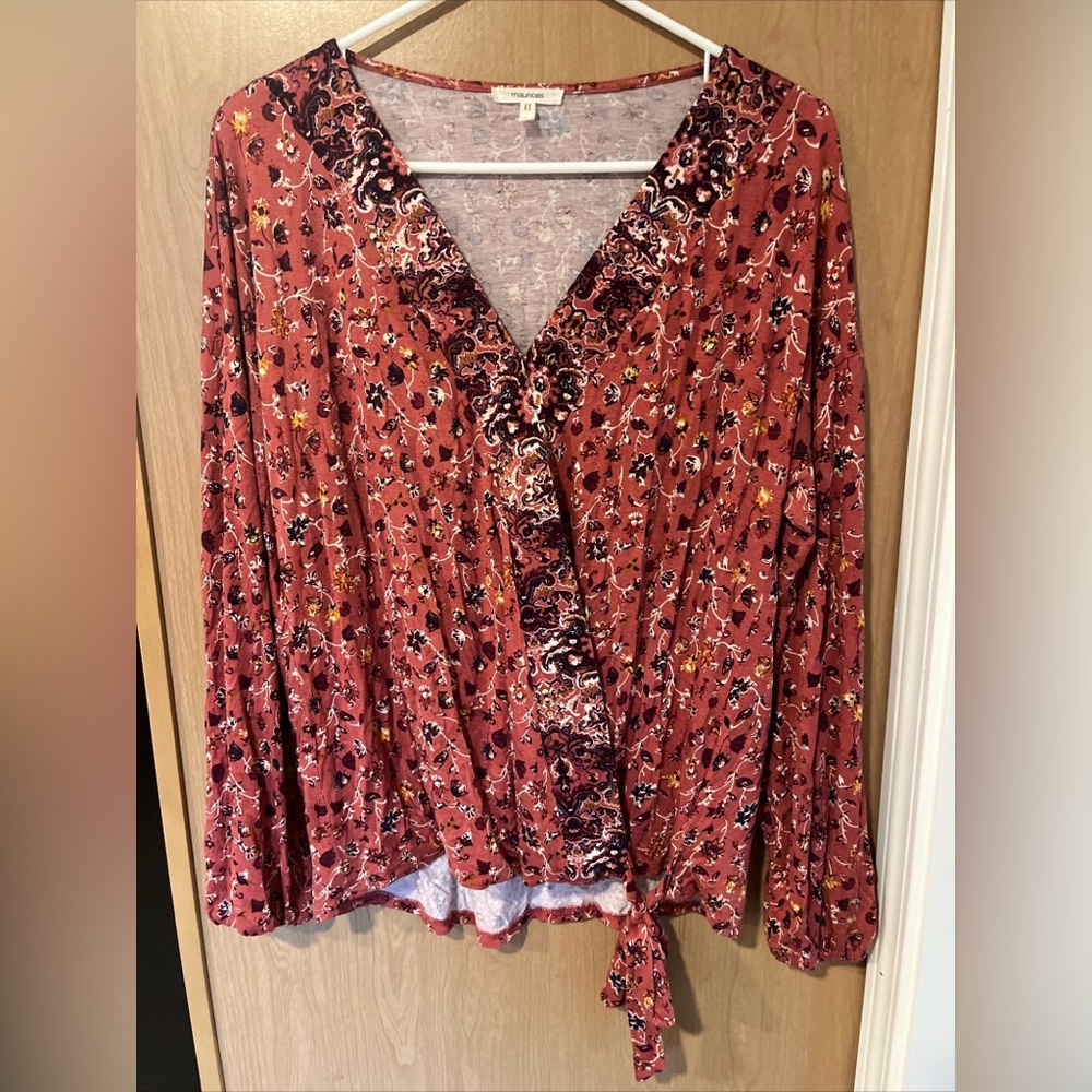 Maurice’s Blouse- Large- Tie Side, Button On Top, Open In Middle